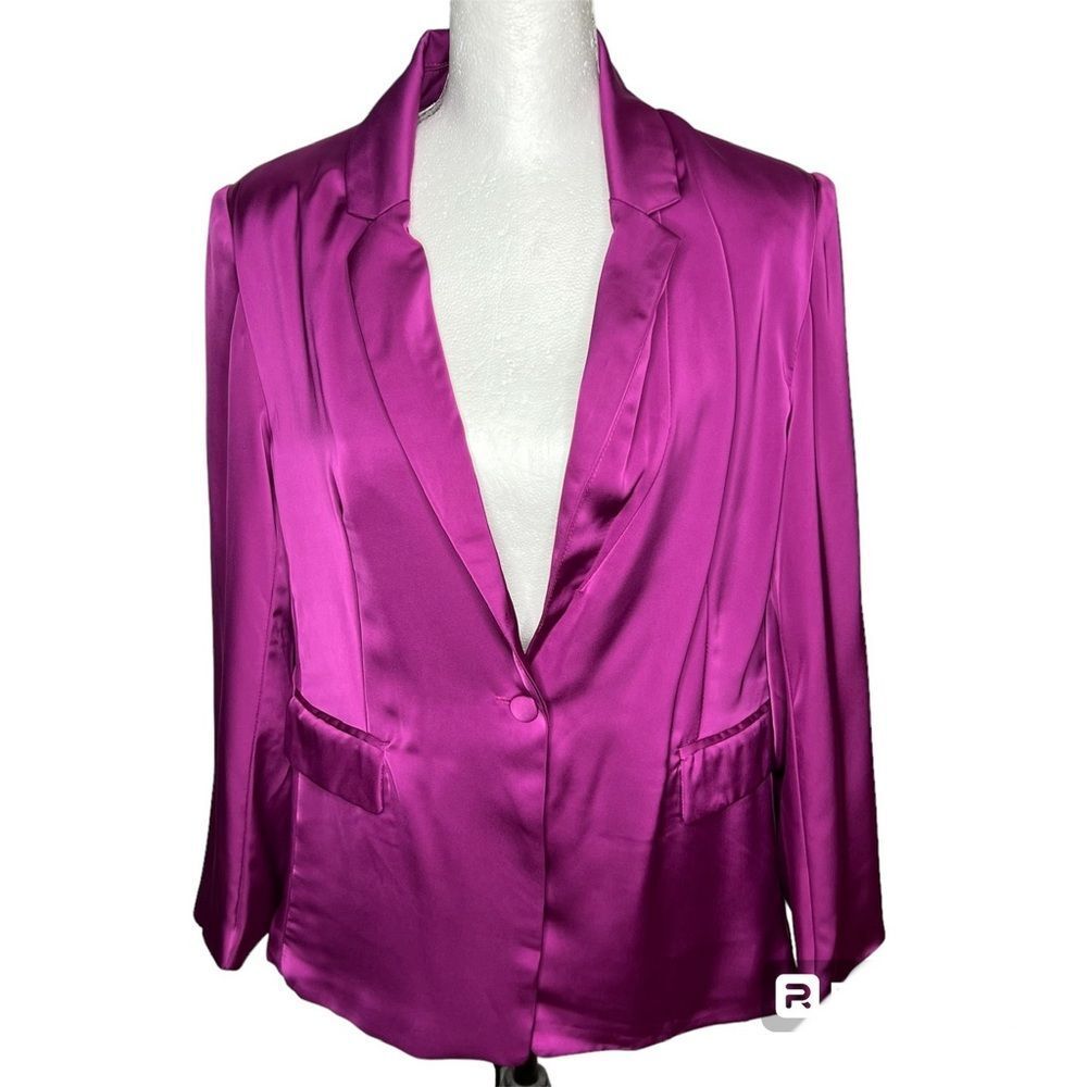 NWOT! Hazel Brand Magenta Jewel Tone Satin Front Button Women’s Blazer Size L